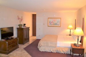 Merced Inn and Suites - Spacious Accommodations